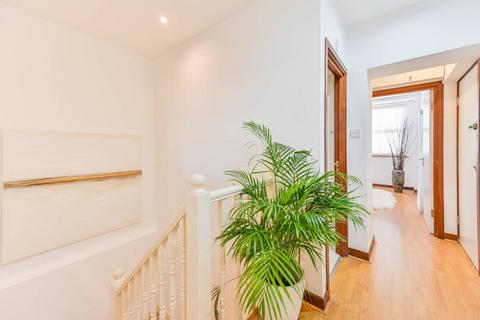 undefined, Boleyn Road, Stoke Newington, London, N16