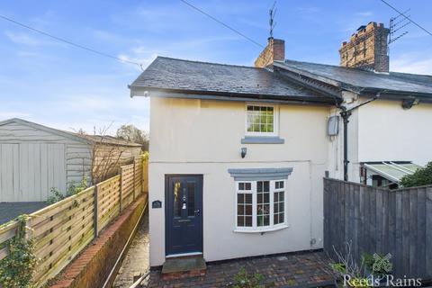 2 bedroom end of terrace house for sale, Station Road, Scarborough YO12