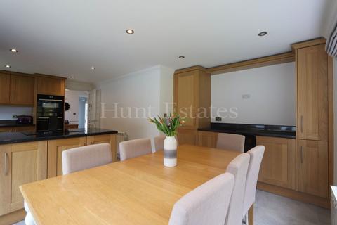 3 bedroom detached house for sale, 12 Les Tuiles