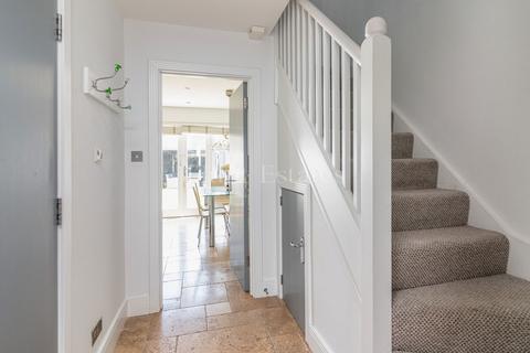 3 bedroom terraced house for sale, Maison Claire