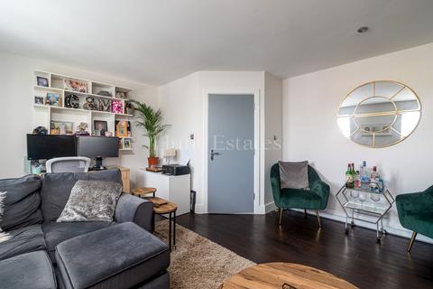 3 bedroom terraced house for sale, Maison Claire