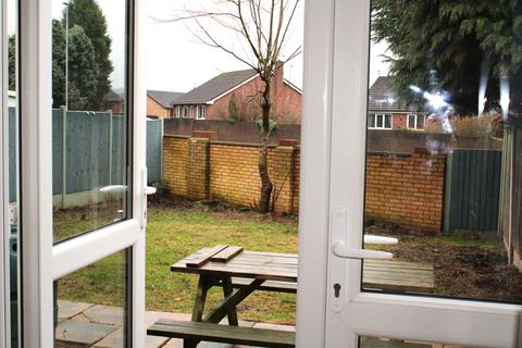 3 bedroom detached house to rent, 12 Enstone Court, Newcastle-under-Lyme ST5