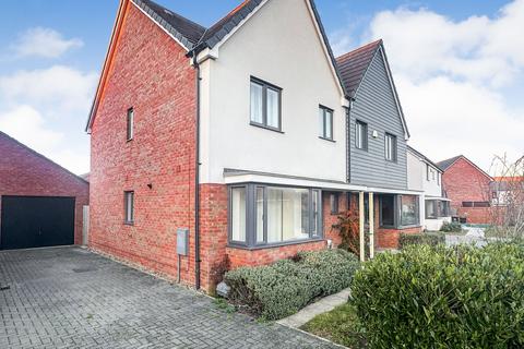 undefined, Ashpole Avenue, Wootton, Bedford