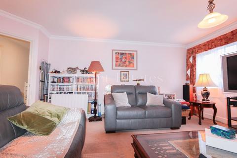 2 bedroom flat for sale, Apt 1 Millennium Court