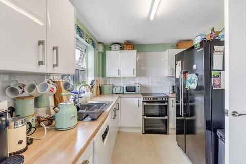 3 bedroom semi-detached house for sale, 1 Ash Court