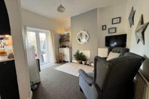 3 bedroom terraced house to rent, The Newlands, Cottingham Road, Hull HU5