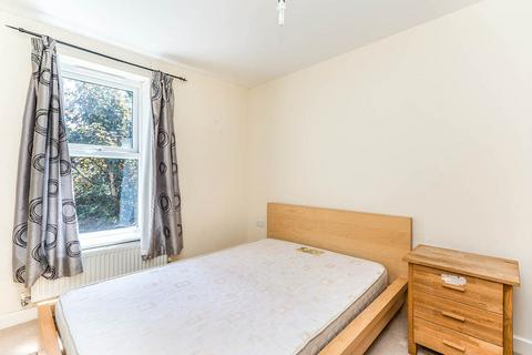 1 bedroom flat to rent, Archers Road, Hampshire SO15