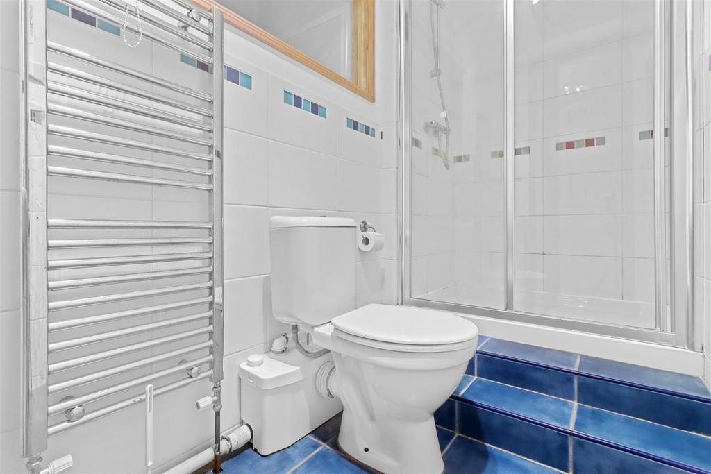 Shower room.jpg