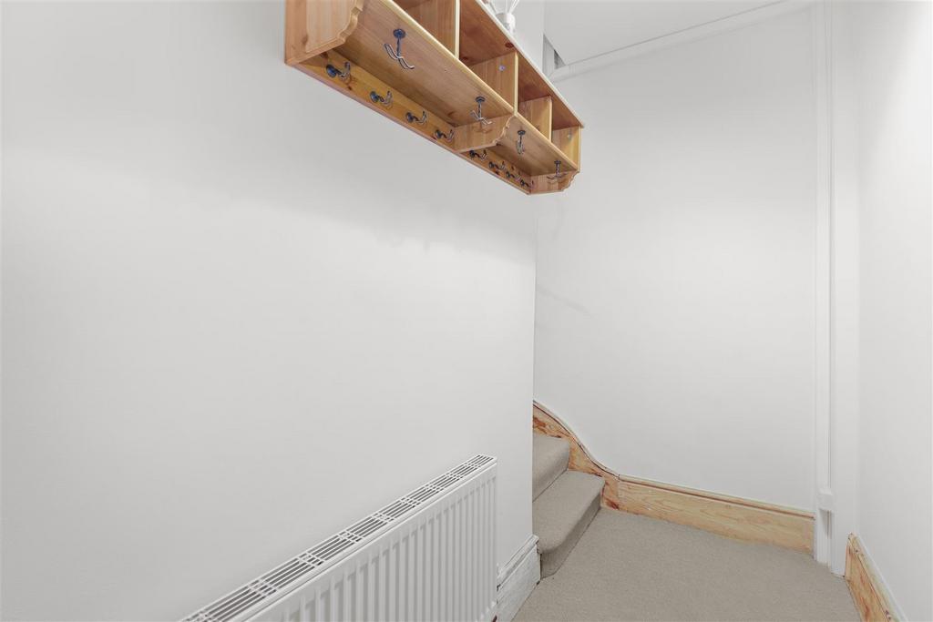 Hallway.jpg