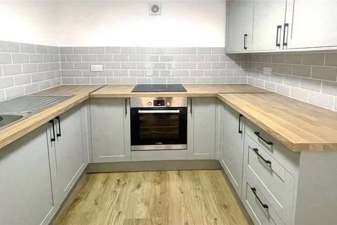 2 bedroom flat to rent, Higher Erith Road, Devon TQ1