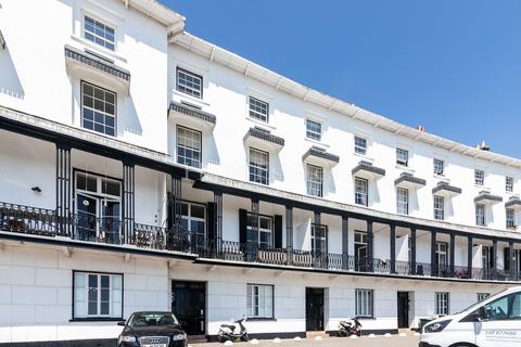 1 bedroom flat for sale, Apt 2, Almorah Crescent