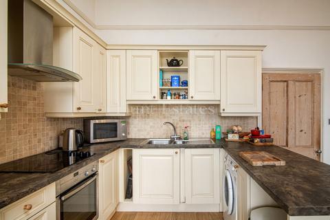 1 bedroom flat for sale, Apt 2, Almorah Crescent