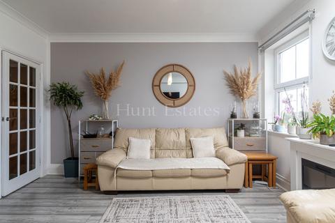 undefined, Apt 40, St Peters Country Apartment