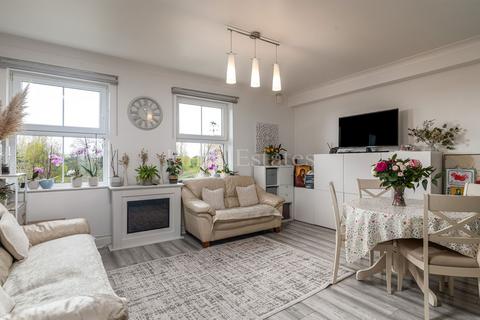 2 bedroom flat for sale, Apt 40, St Peters Country Apartment