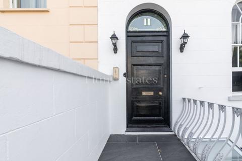 undefined, Apt 2, 11 Clarendon Road