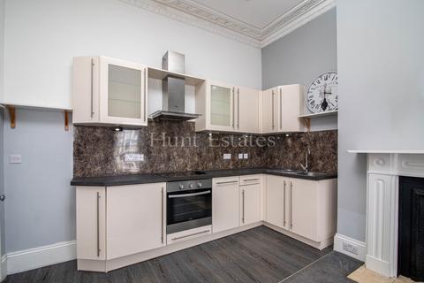undefined, Apt 2, 11 Clarendon Road