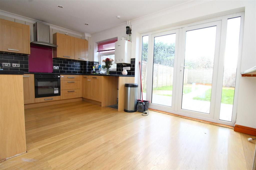 Kitchen .JPG