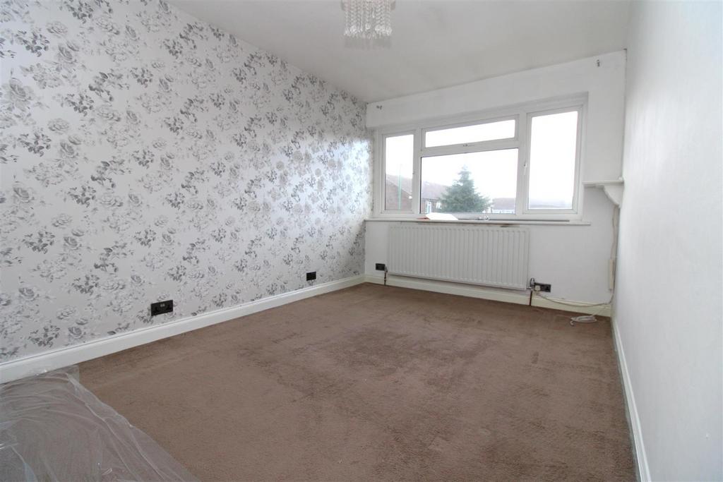 Bedroom 1.JPG