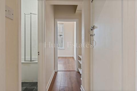 1 bedroom flat for sale, Apt 1, 66 Great Union Road