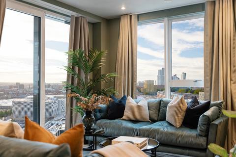 3 bedroom apartment to rent, at New York Square, 1104 Rockland West, Quarry Hill LS2