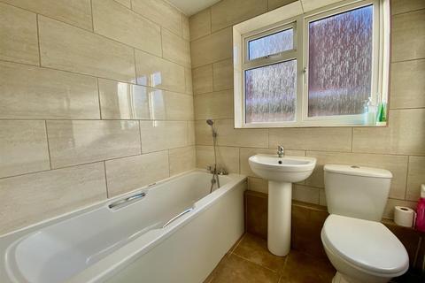 undefined, Rowe Avenue, Orton Longueville, Peterborough