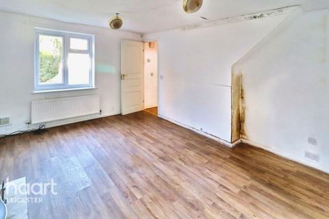 3 bedroom detached house for sale, Norman Court, Leicester