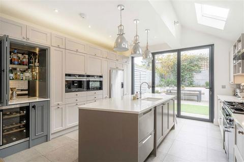 4 bedroom house for sale, Gomer Gardens, Teddington TW11