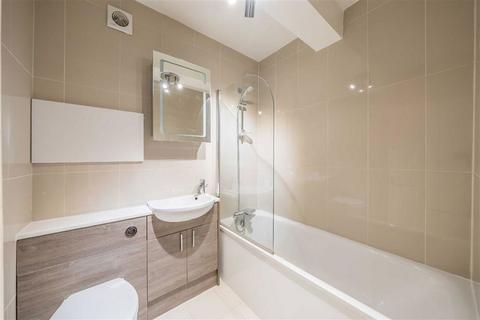 undefined, Twickenham Road, Teddington TW11