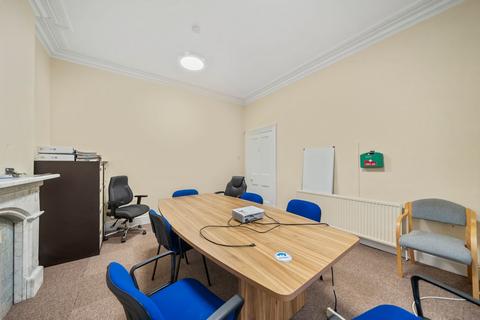 undefined, Willow Bank, Newton-Le-Willows, WA12