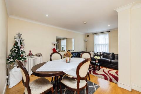 4 bedroom semi-detached house for sale, Warner Road, London SE5