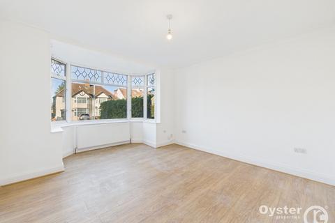 5 bedroom semi-detached house to rent, Roxeth Green Avenue, Harrow, HA2