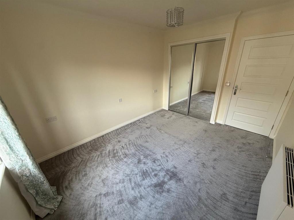 WL33 Bedroom2.jpg