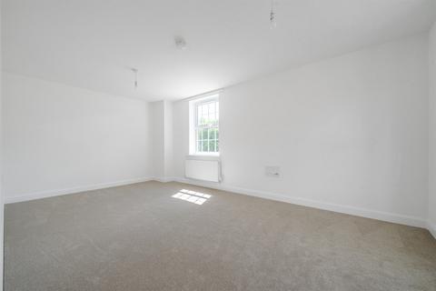 undefined, Finchampstead RG40