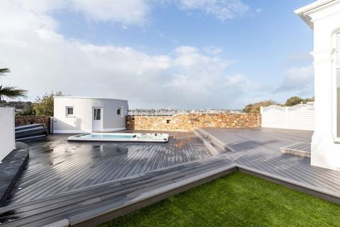 5 bedroom barn conversion to rent, Sunnyside Main House