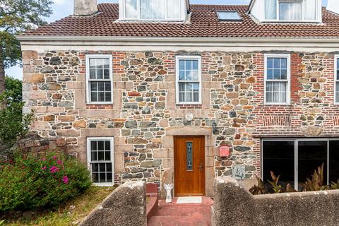 5 bedroom semi-detached house for sale, Ivy Roseville