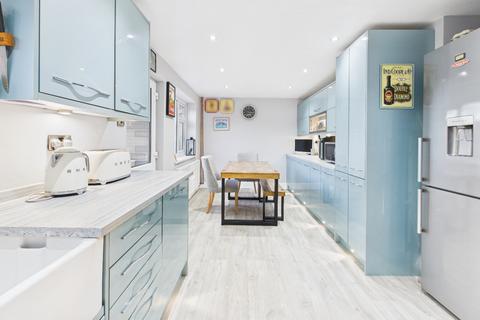 3 bedroom end of terrace house for sale, Ash View Close, Etwall, Derby, Derbyshire, DE65 6JY