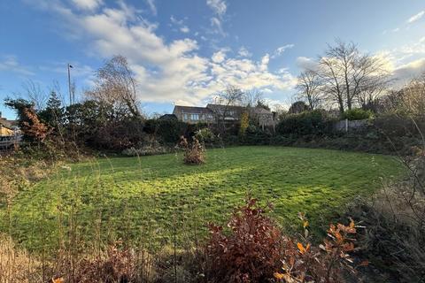 4 bedroom detached house to rent, Moorhead Lane, Shipley, BD18