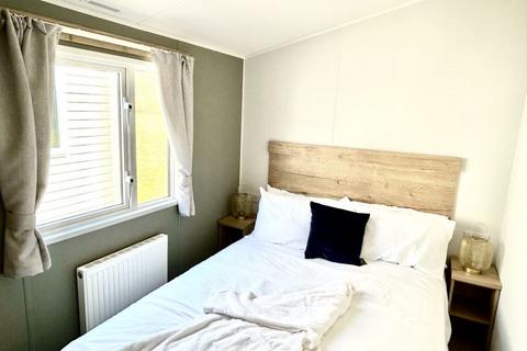 3 bedroom park home for sale, Sand le Mere Holiday Park
