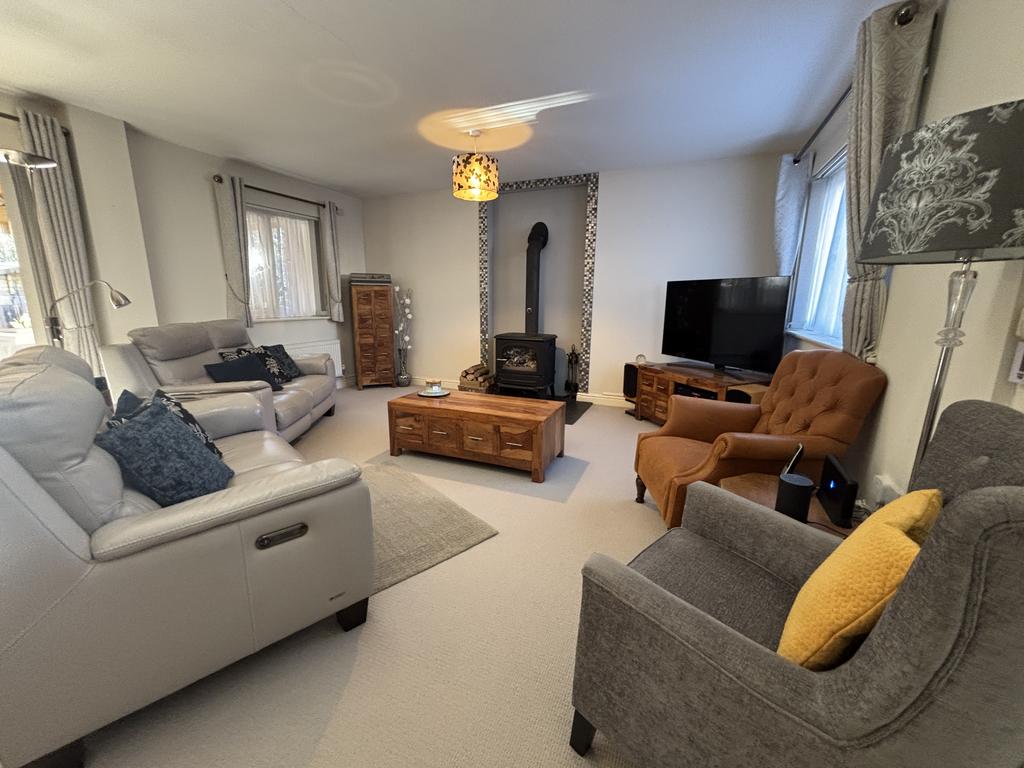 Living room (second image)
