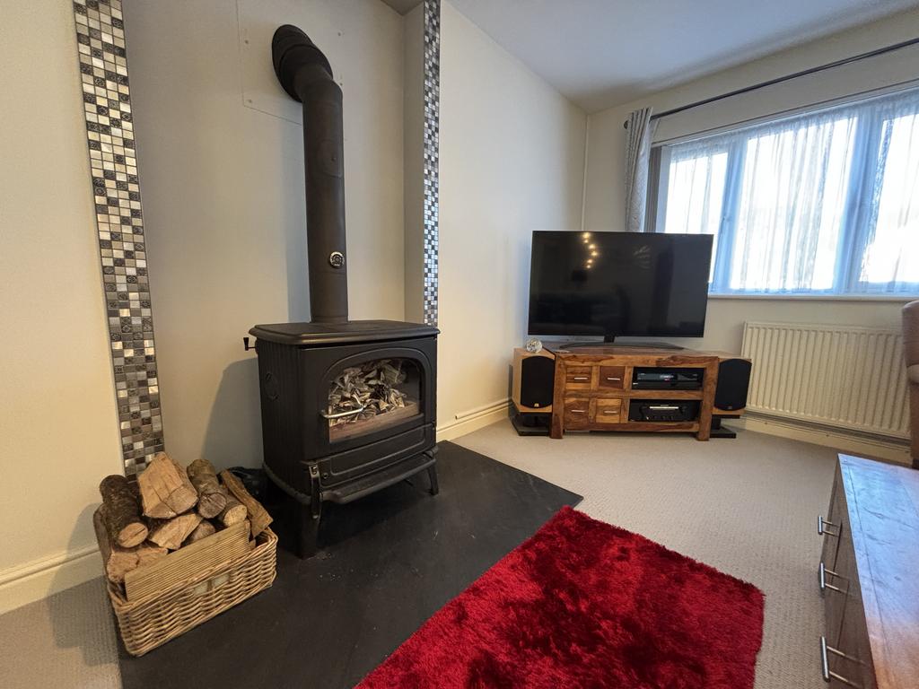 Living room (third image)