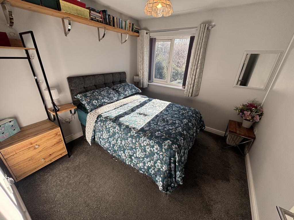 Rear bedroom 3