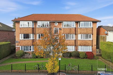 Clarence Road, Wood Green, N22