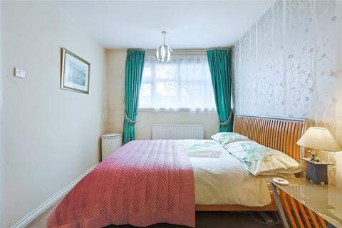 undefined, Putney Hill, London, SW15