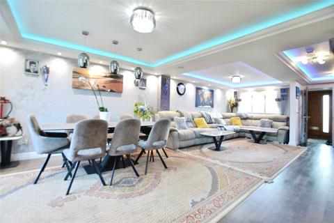 undefined, Pear Tree Road, Addlestone, Surrey, KT15