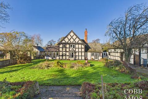 undefined, Kinnersley with 1.48 acre plot