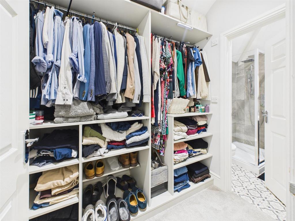 Walk In Dressing Room