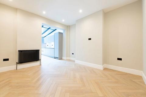 undefined, Alderney Street, London SW1V