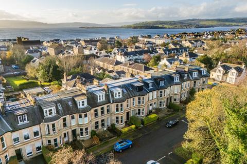 4 bedroom terraced house for sale, 7 Glennan Gardens, Helensburgh, G84 8XT
