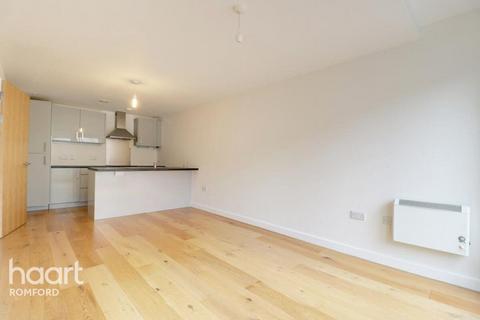 1 bedroom apartment to rent, Victoria Road, Romford
