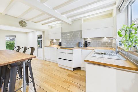 3 bedroom semi-detached house for sale, Carlton Hill, Carlton, Nottingham
